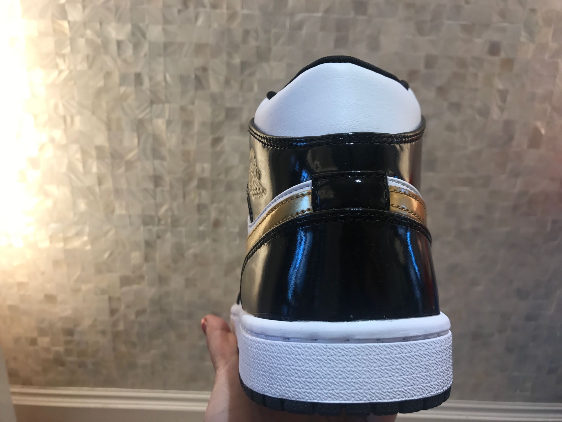 jordan air jordan 1 retro mid