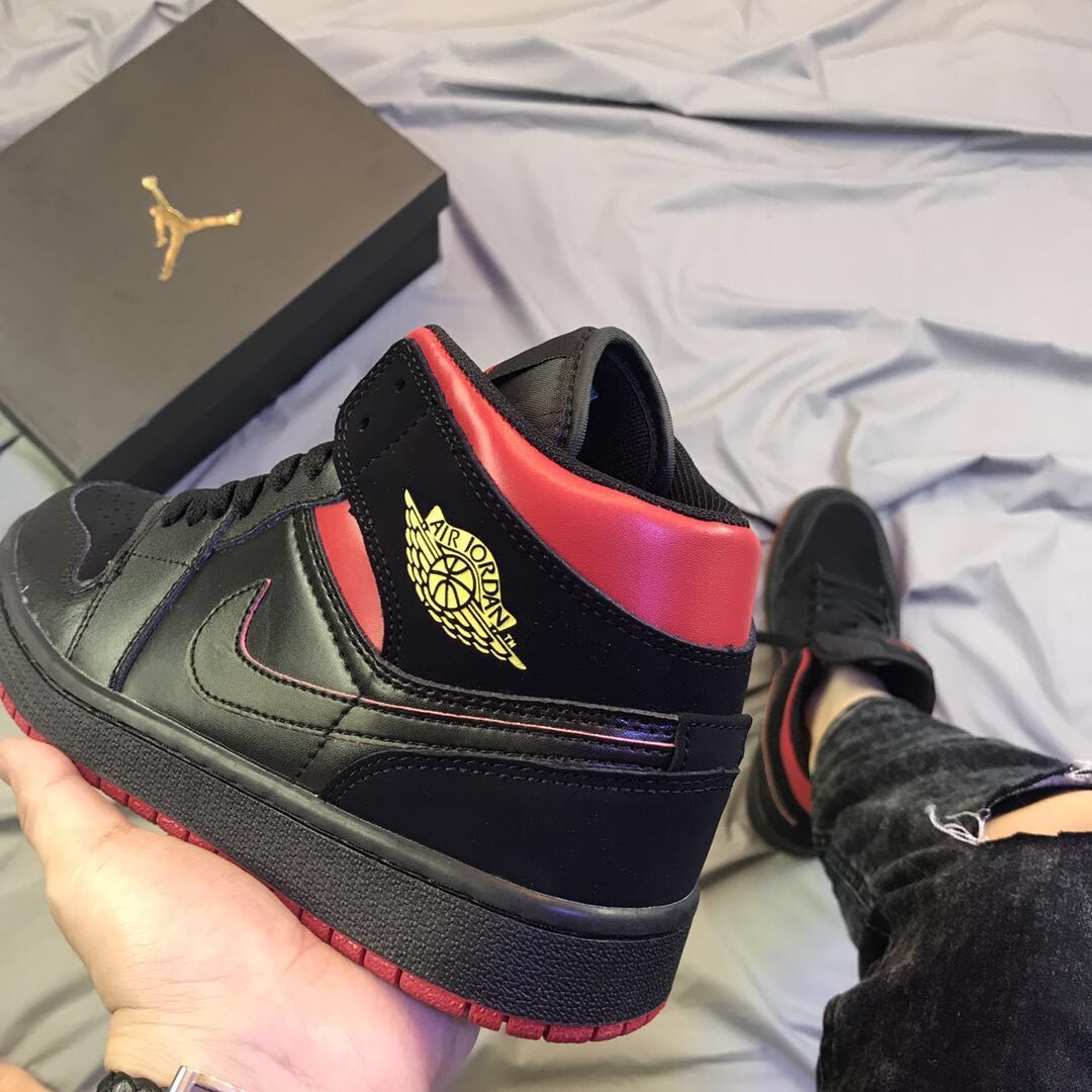 jordan air jordan 1 retro mid