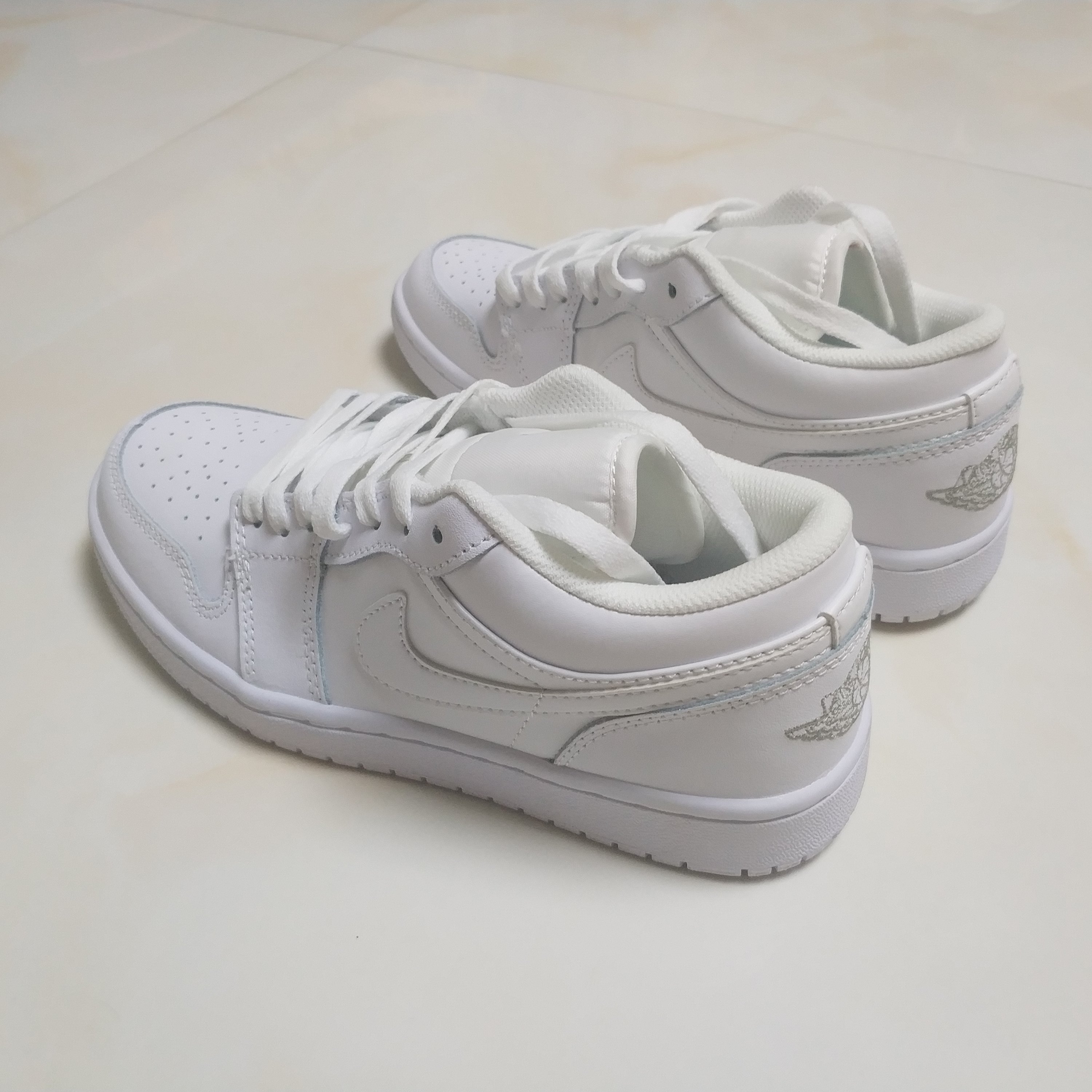 jordan air jordan 1 retro low