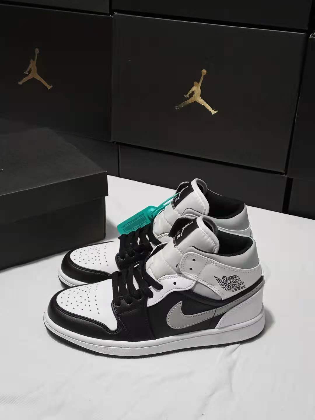 jordan air jordan 1 retro mid