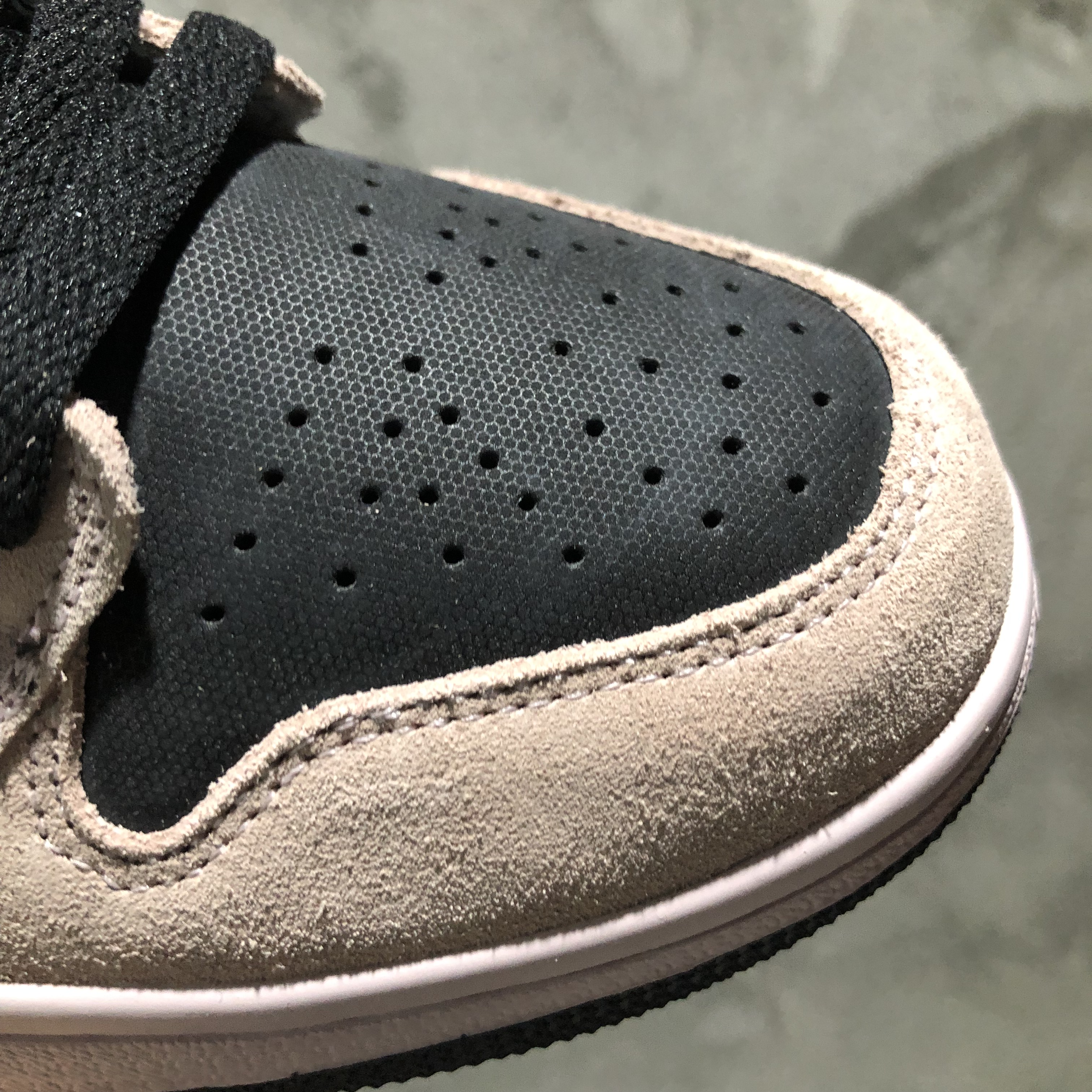 jordan air jordan 1 retro mid