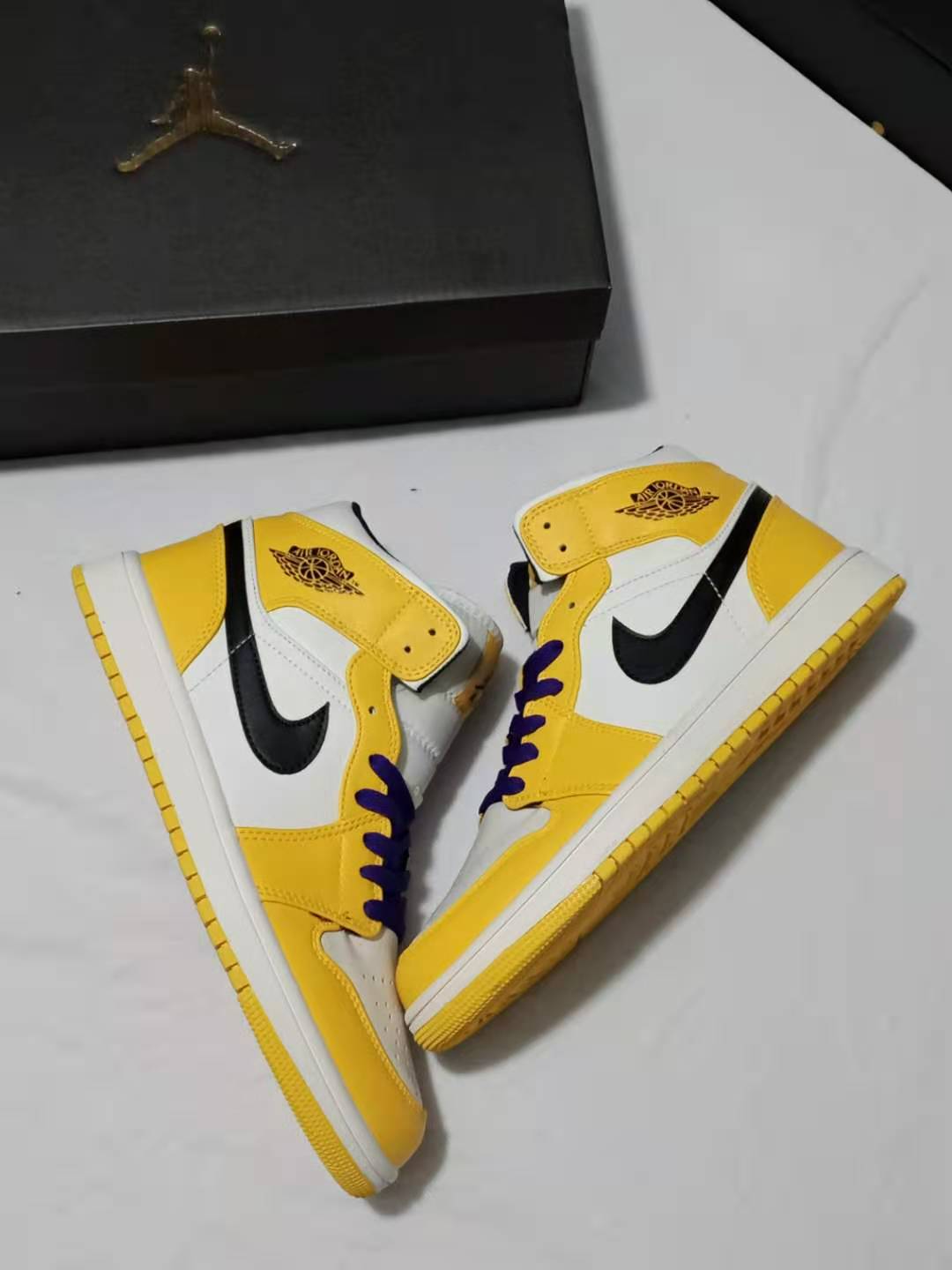 jordan air jordan 1 retro mid