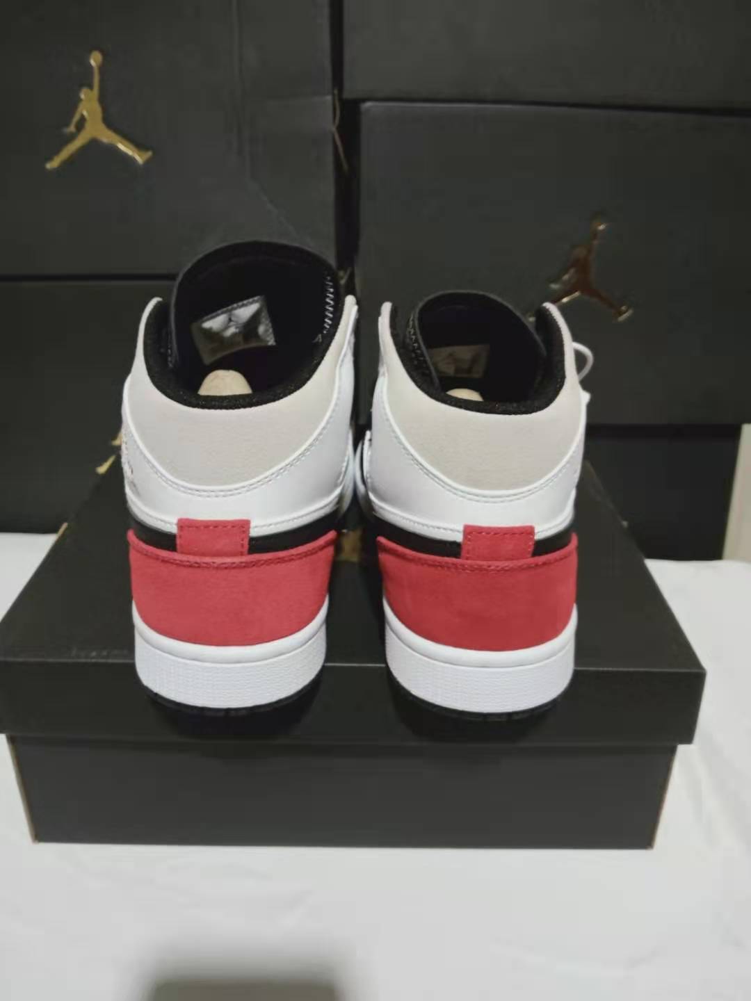 jordan air jordan 1 retro mid